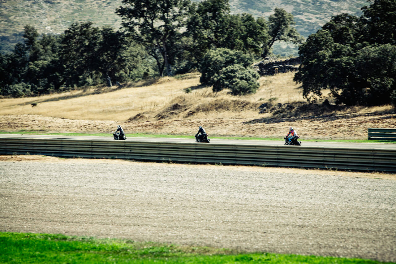 BMW Ascari Motorrad-172.jpg