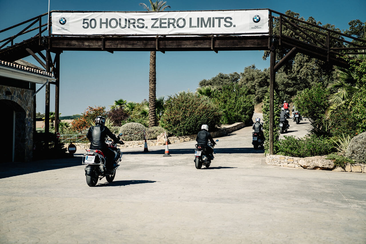 BMW Ascari Motorrad-58.jpg