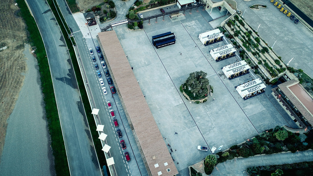 BMW Ascari Motorrad-297.jpg