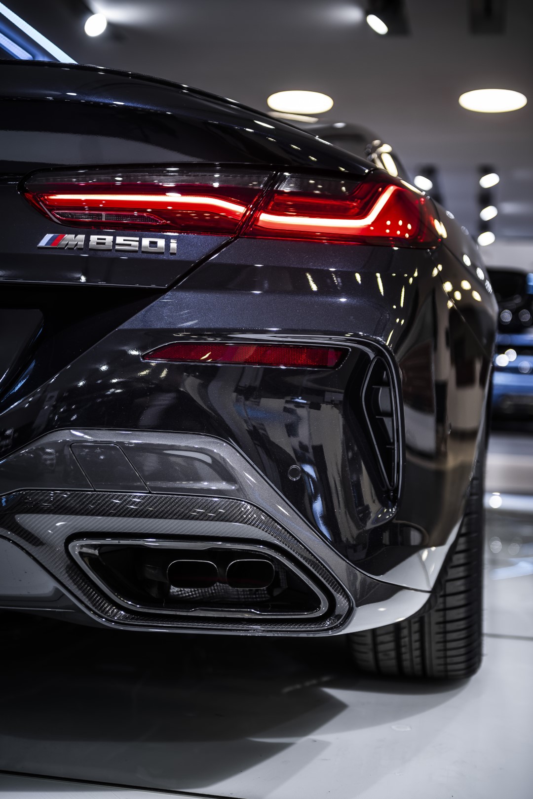 BBMW 850i xDrive Coupé - showroom Praha