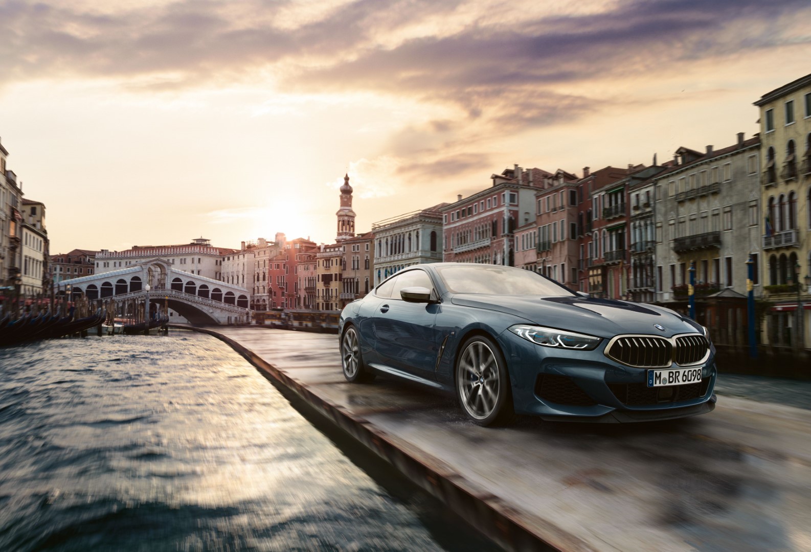 BMW řady 8 M850i xDrive Coupé | STVOŘENO PRO PROŽITEK
