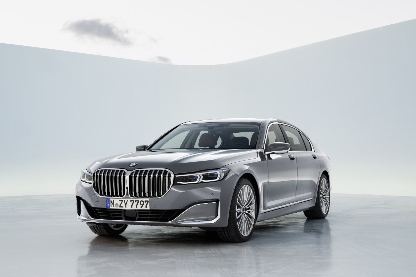 BMW řady 7 750Li (26).jpg