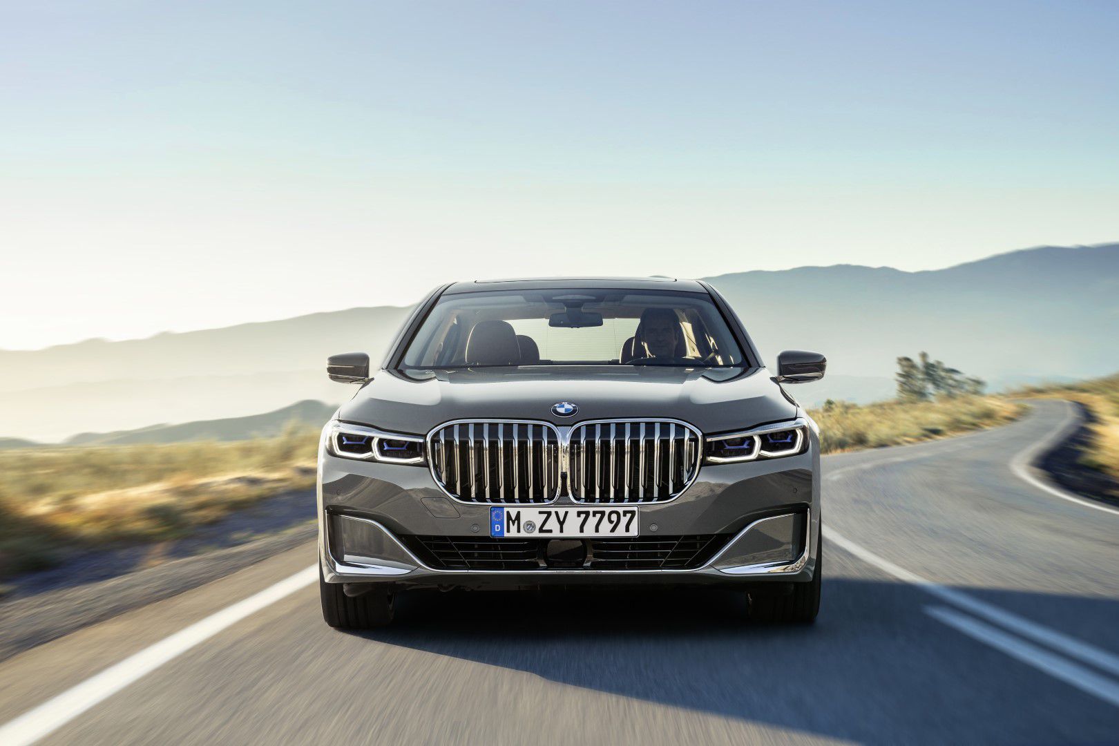 BMW řady 7 750Li (34).jpg