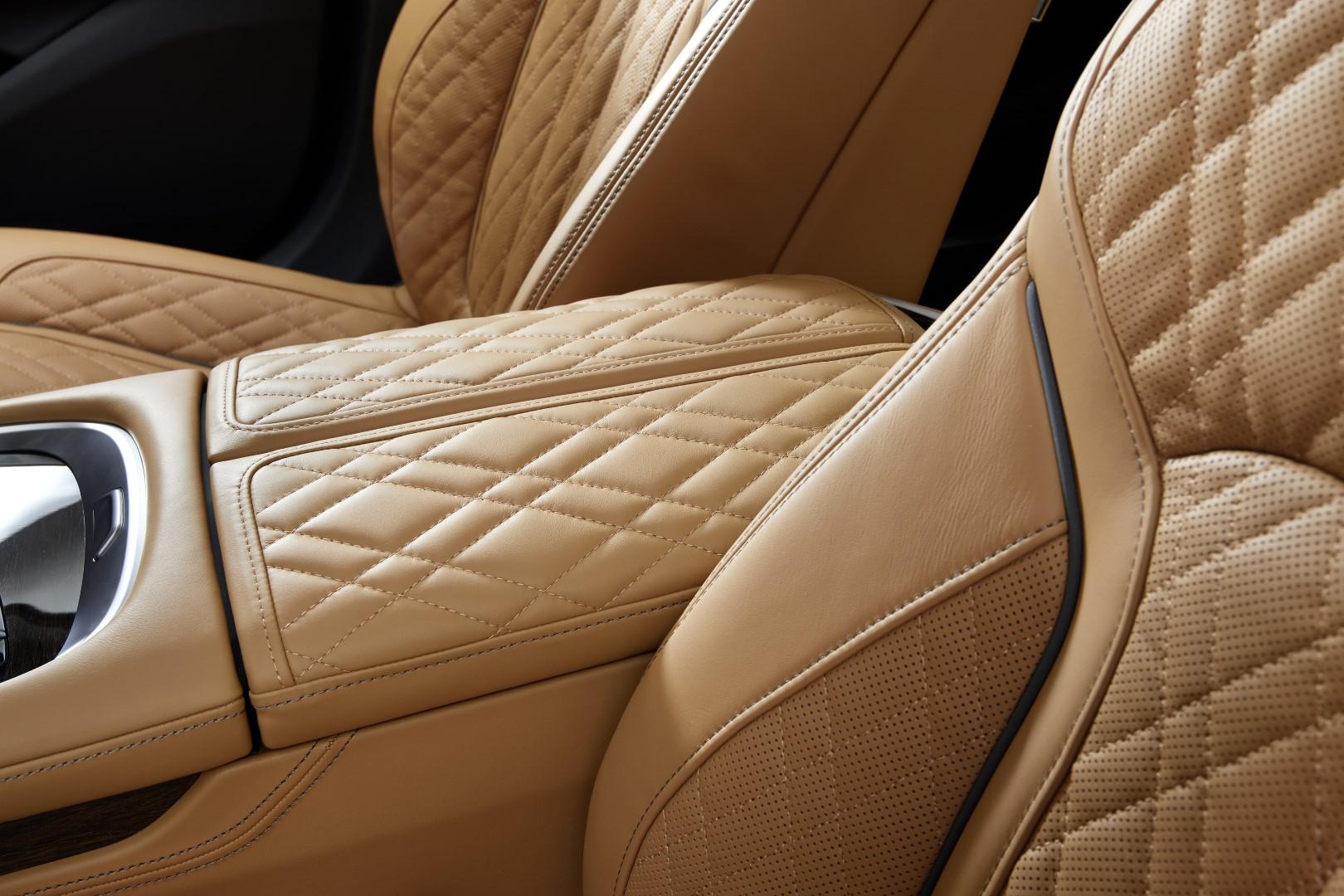 BMW řady 7 | Exteriér | Interiér | Technologie