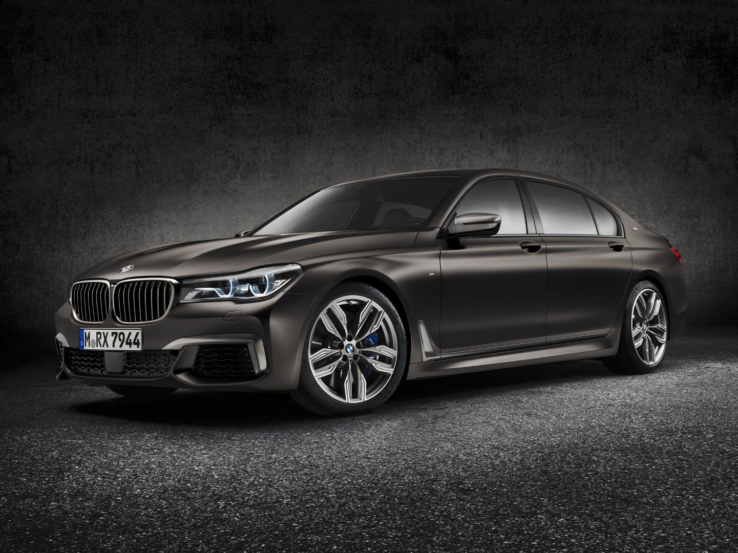 BMW M760LI XDRIVE SEDAN | 2017 | CarTec Group