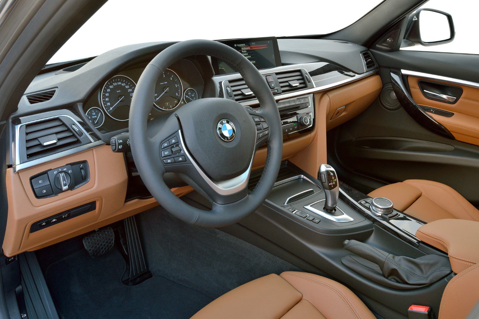 BMW řady 3 330d Touring Luxury Line