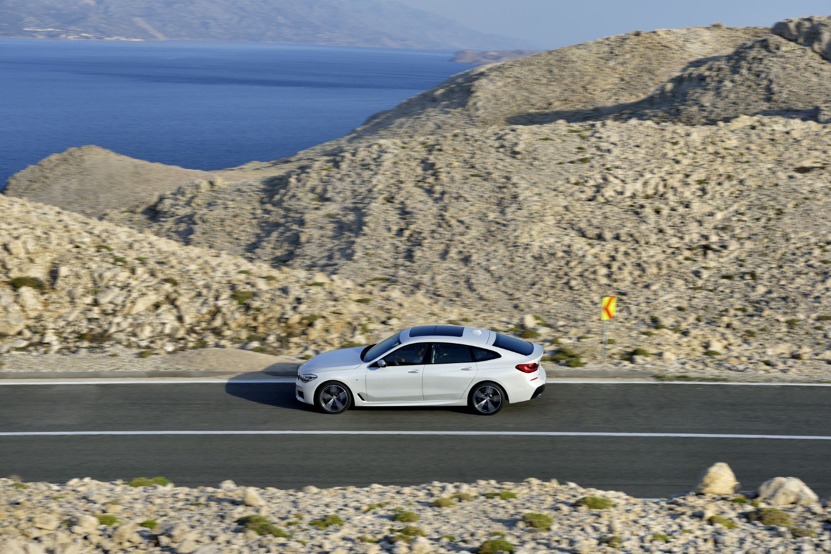 BMW řady 6GT - 640i (18).jpg