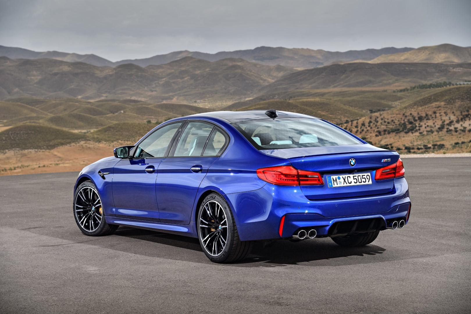 BMW-M5-f90-fotky-foto-cartec-group