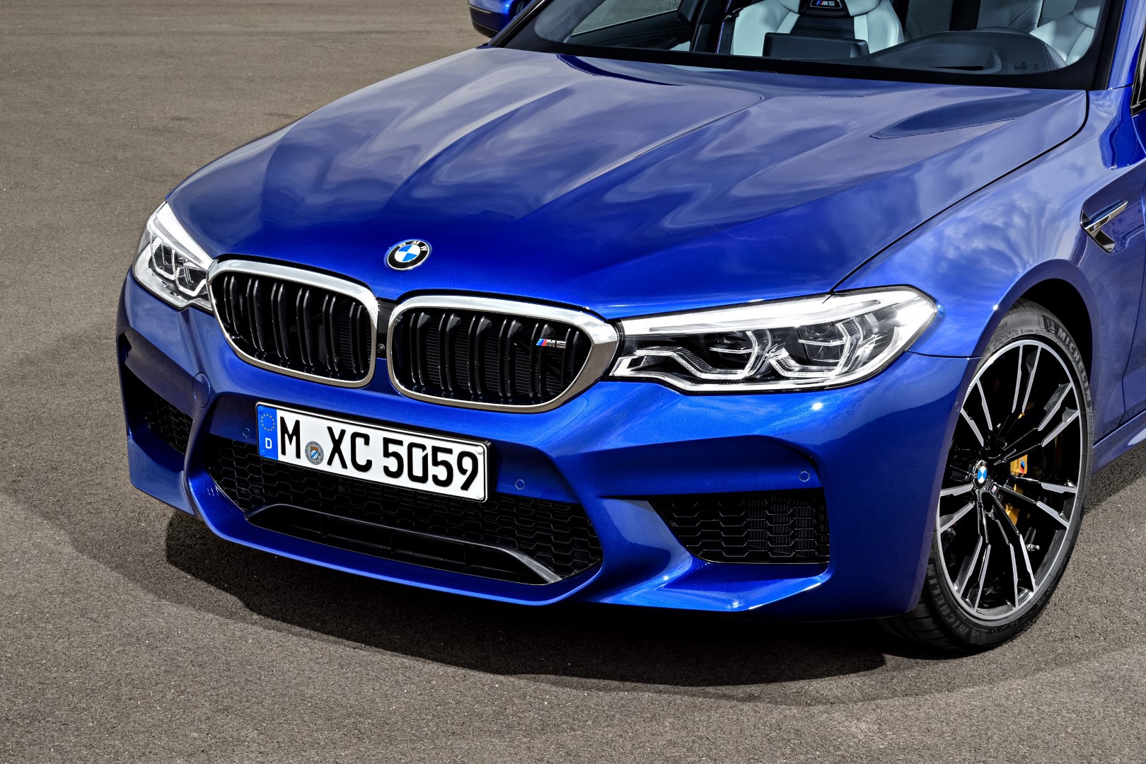 BMW-M5-f90-fotky-foto-cartec-group