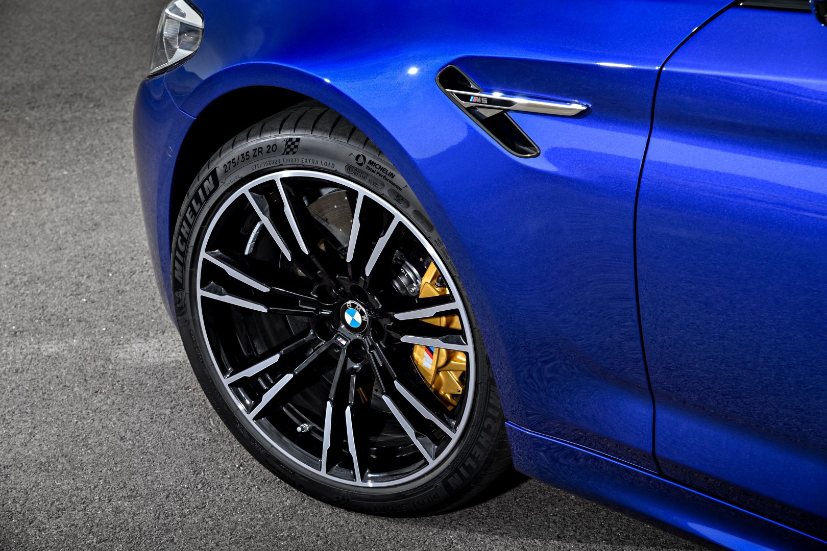BMW-M5-f90-fotky-foto-cartec-group