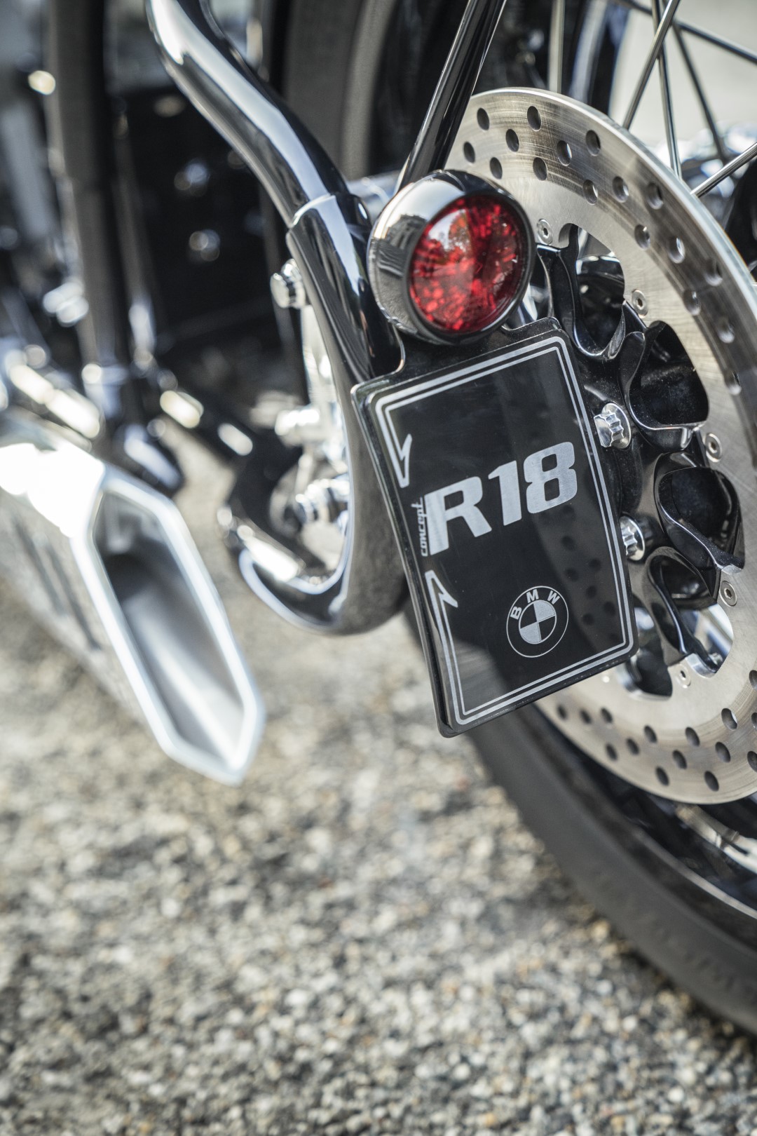 bmw-motorrad-concept-r18