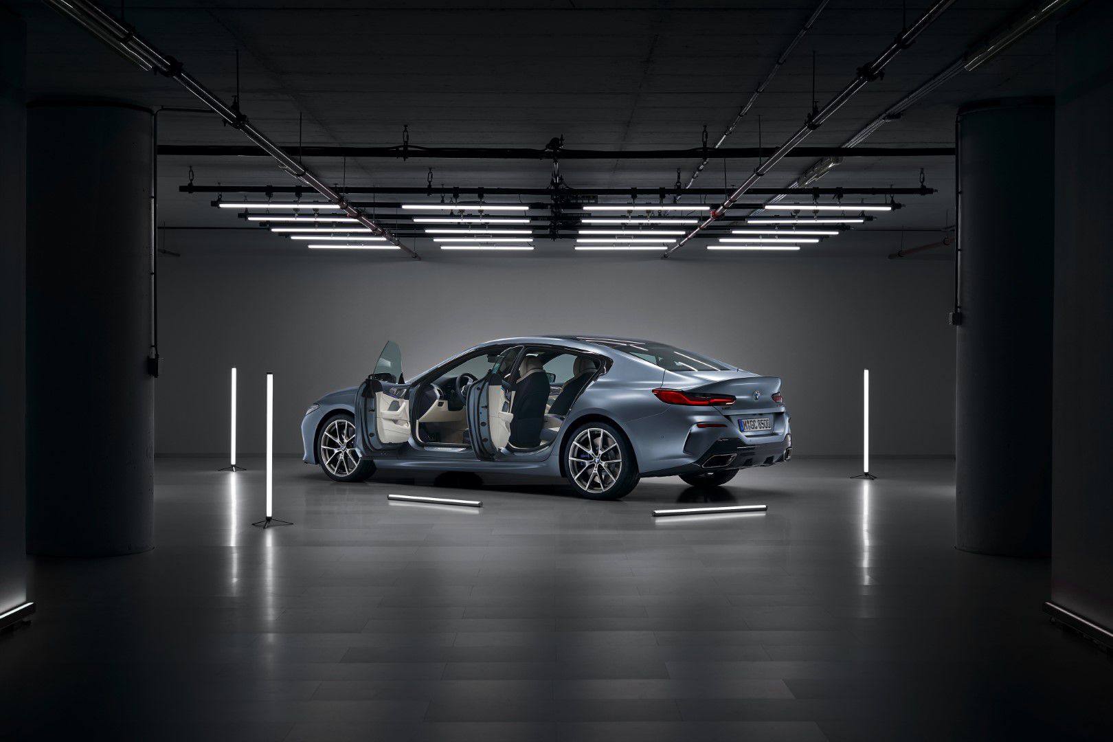 The new BMW 8 Series Gran Coupe - Studio (12).jpg