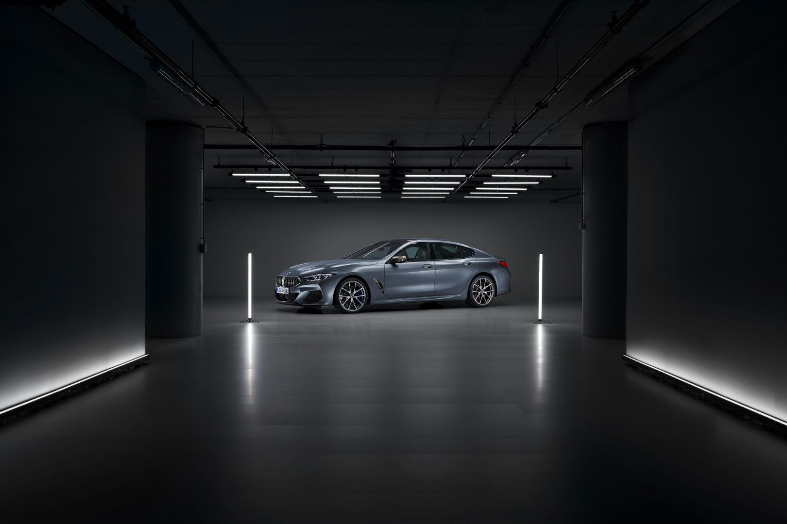 The new BMW 8 Series Gran Coupe - Studio (3).jpg