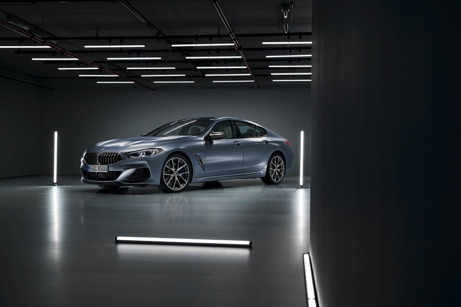 The new BMW 8 Series Gran Coupe - Studio (5).jpg
