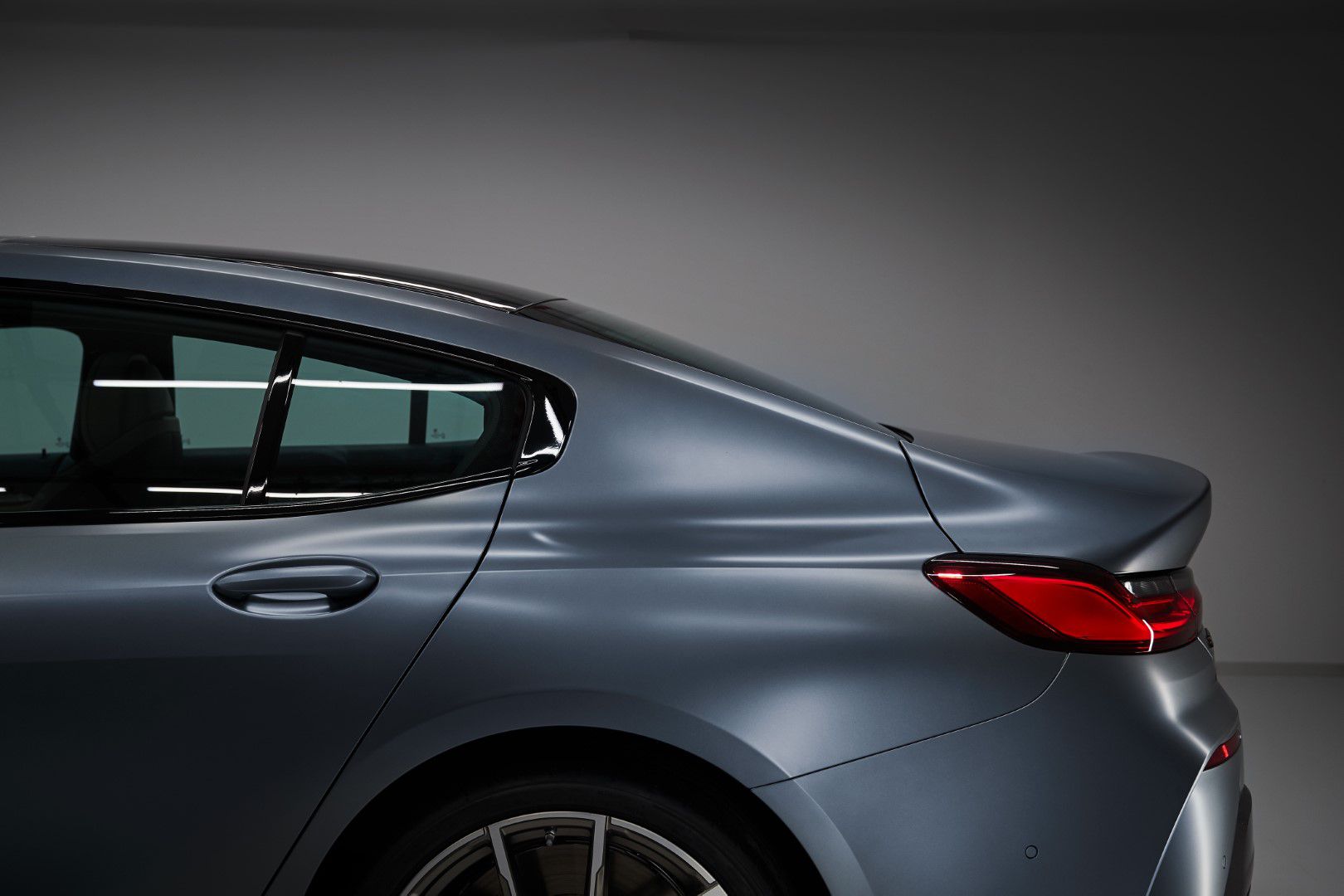 The new BMW 8 Series Gran Coupe - Studio (34).jpg