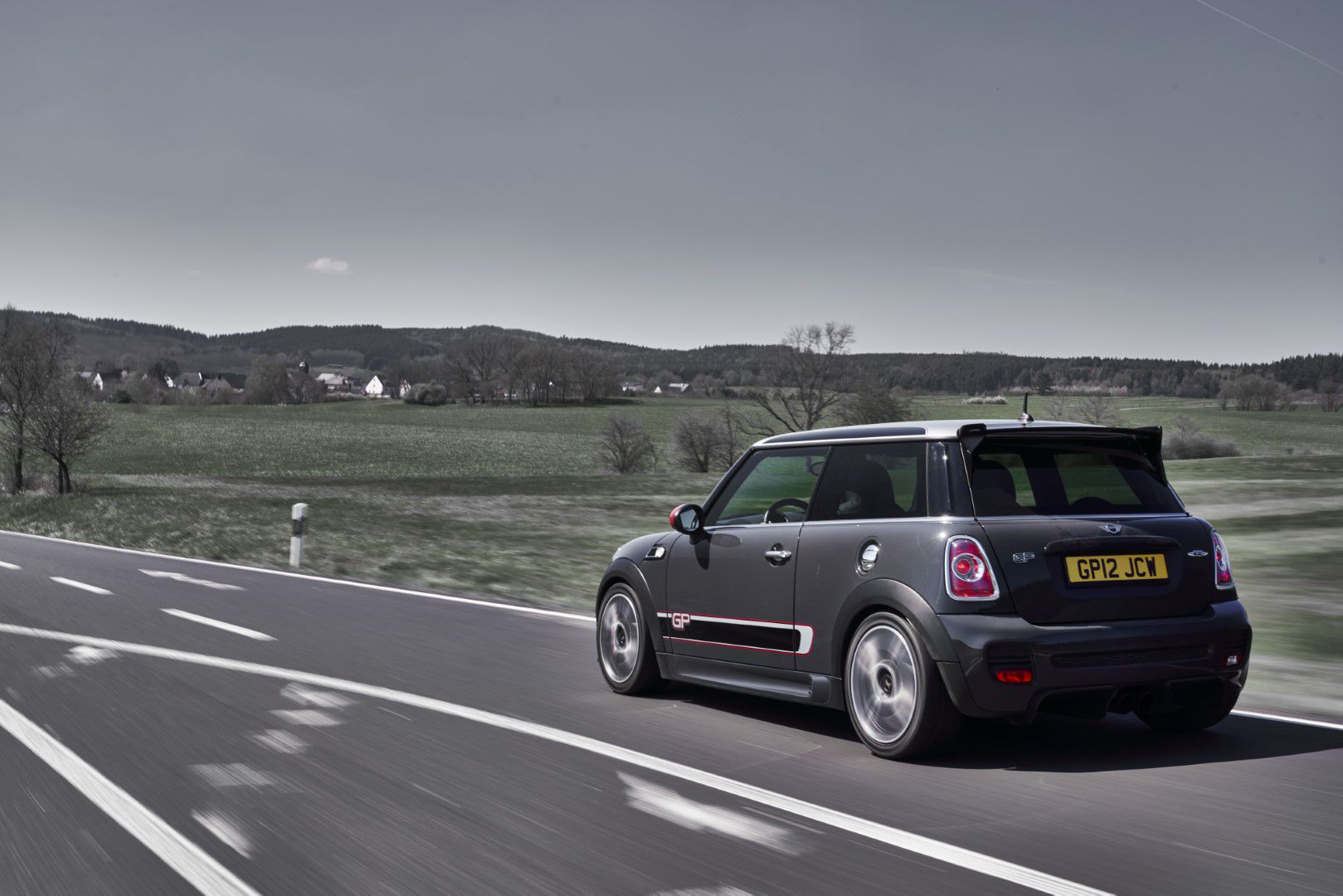 MINI John Cooper Works GP | EXTRÉMNĚ SPORTOVNÍ MODEL ŘÁDÍ NA OKRUHU V NORDSCHLEIFE | CARTEC GROUP
