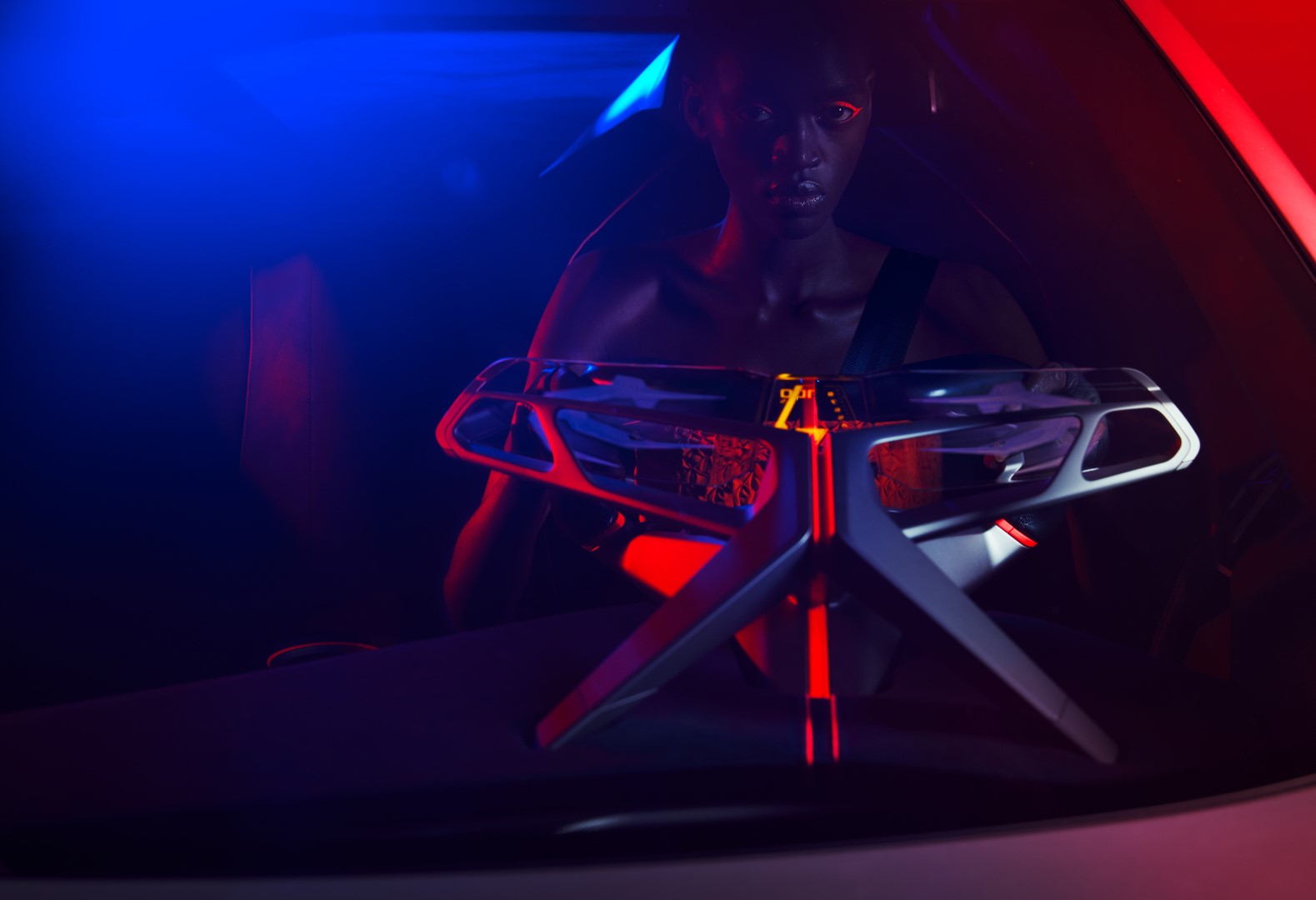 BMW-VISION-M-NEXT-INTERIER-CARTEC-GROUP