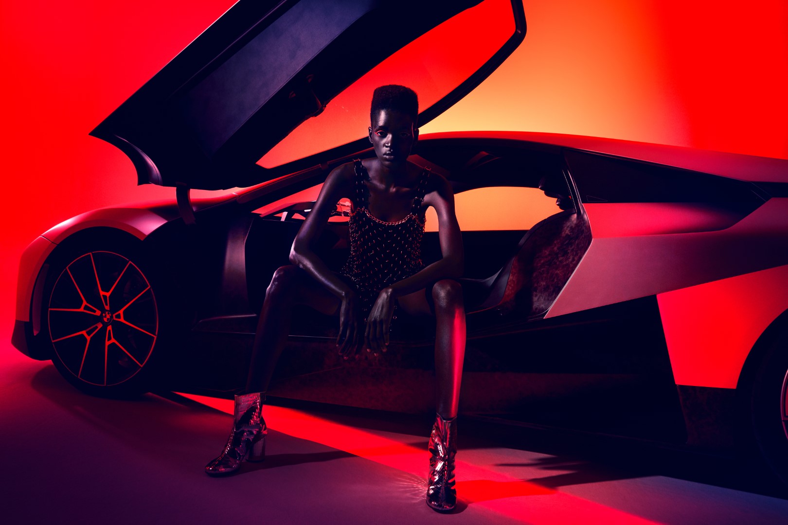 BMW-VISION-M-NEXT-INTERIER-CARTEC-GROUP