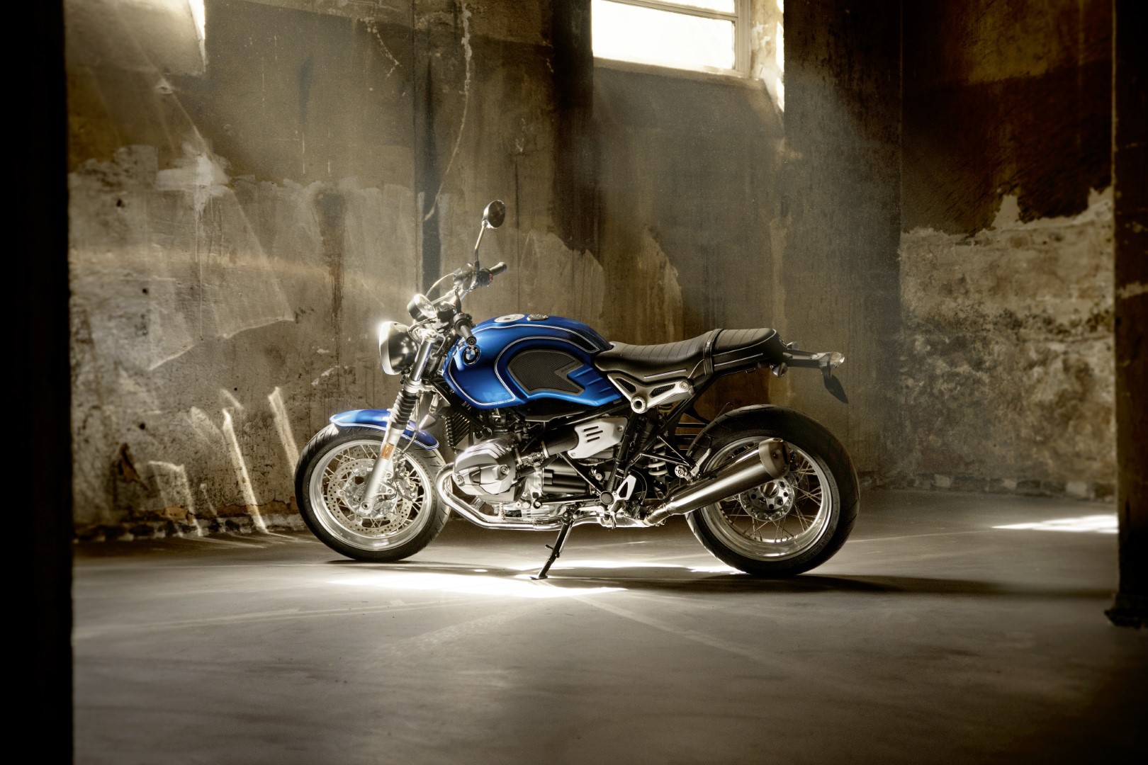 BMW-r-ninet-5-cartec-group