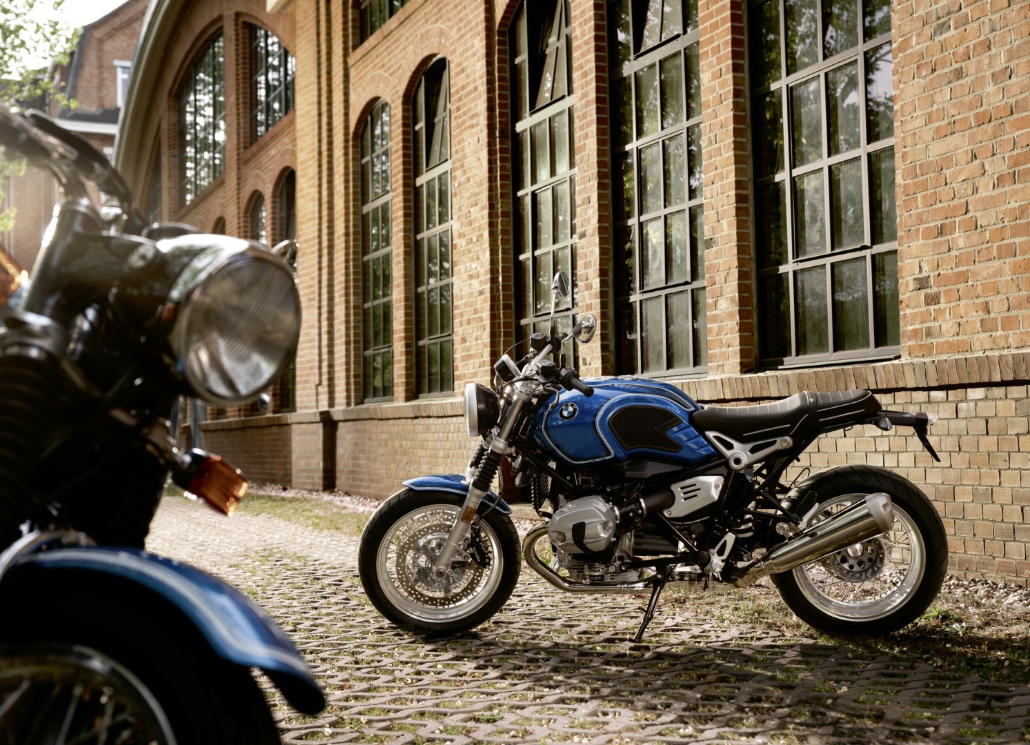 BMW-r-ninet-5-cartec-group