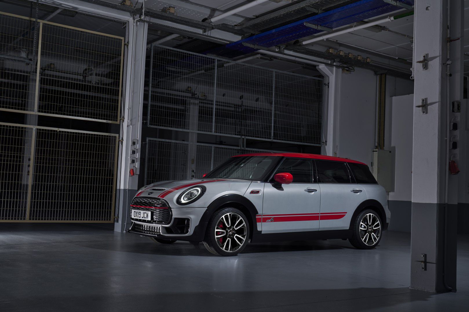 MINI John Cooper Works (2).jpg