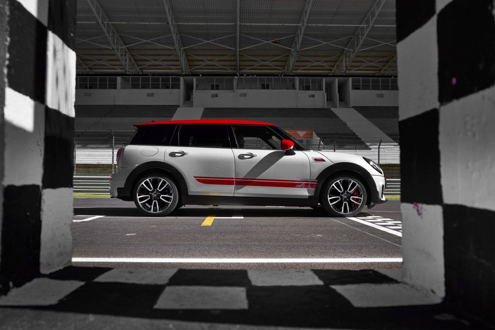 MINI John Cooper Works (37).jpg