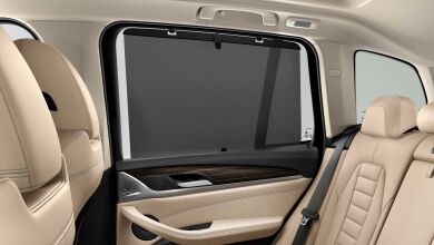 417. Manuálně ovládané rolovací sluneční clony zadních bočních oken