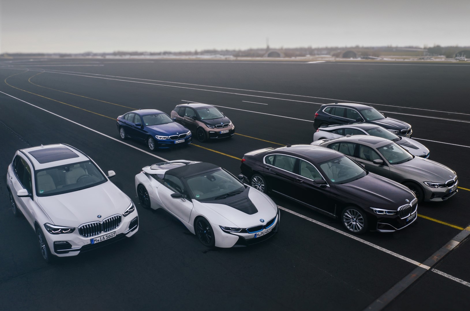 BMW-hybrid-modely-vozu-plug-in