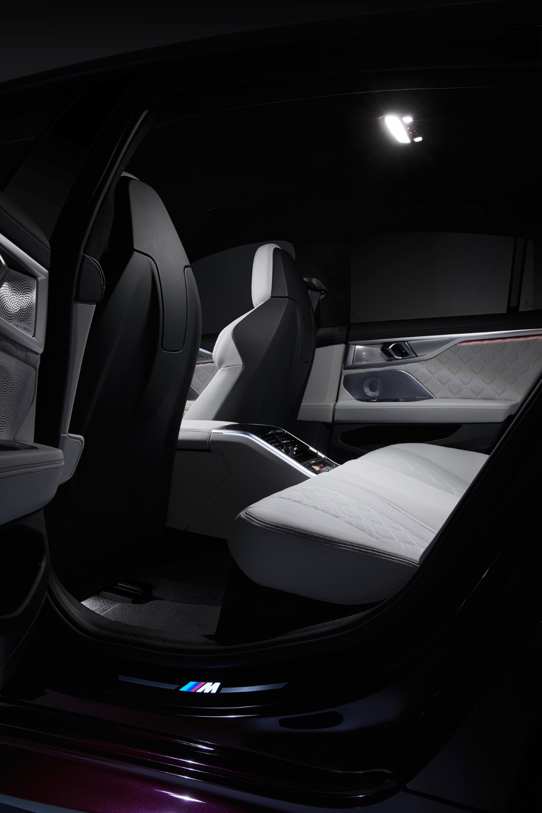 BMW-M8_Studio-cartec