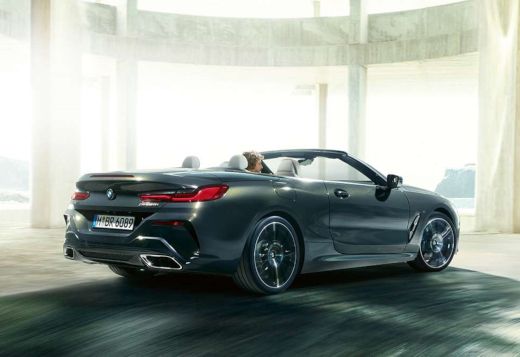 BMW řada 8 Cabrio