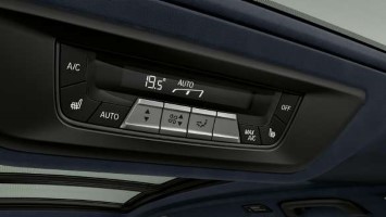 4NN. 5ti zónová automatická klimatizace