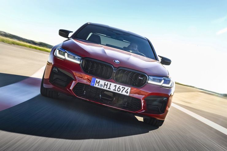 BMW M5 a BMW M5 Competition (F90) | Impozantní výkon