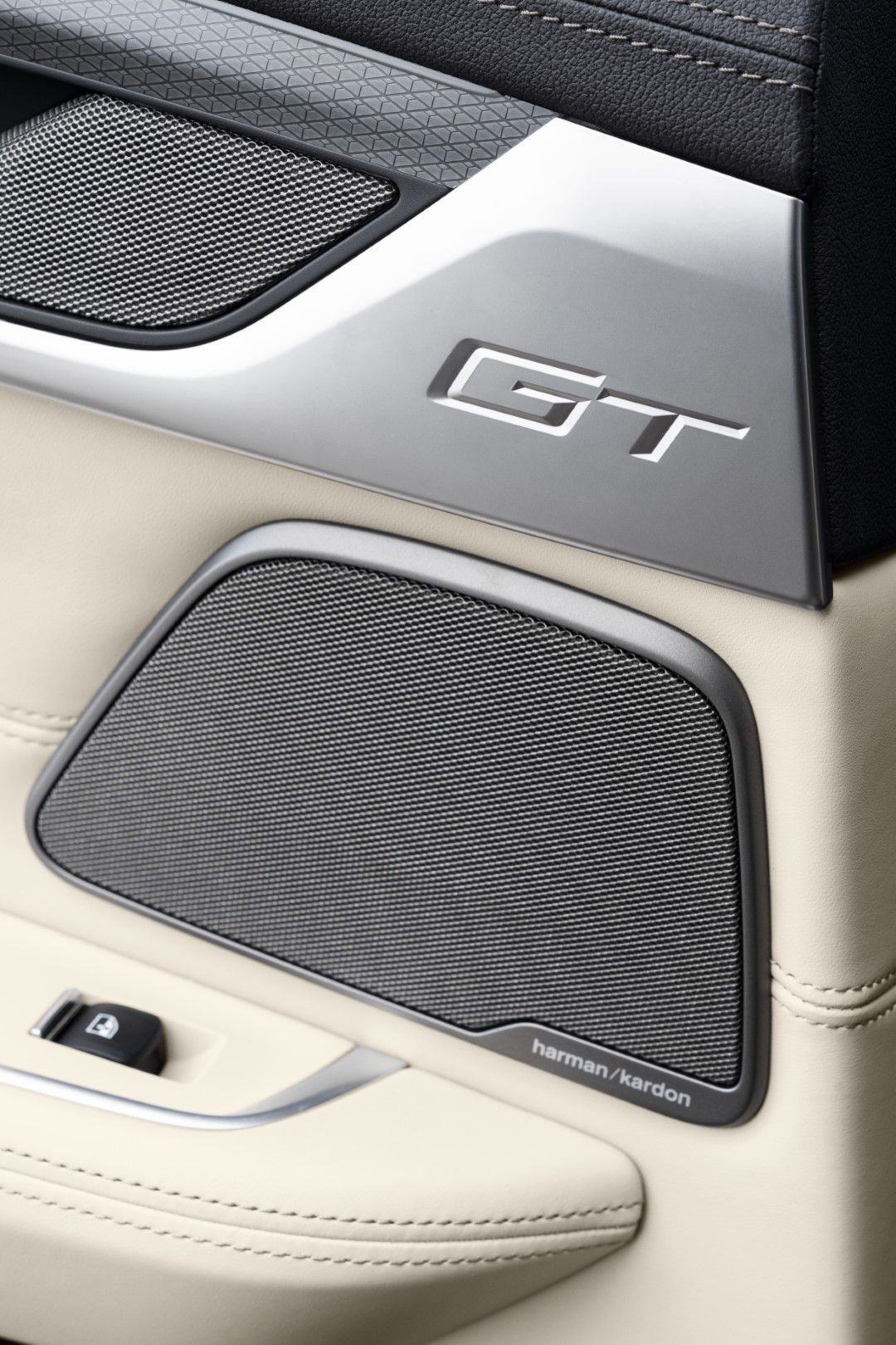 BMW-6-gran-turismo-cartecgroup