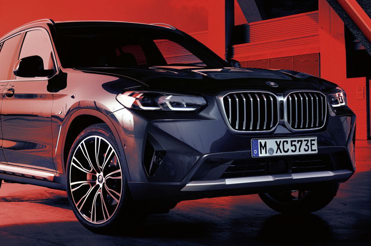 BMW se spojilo s filmem Black Widow od Marvel Studios