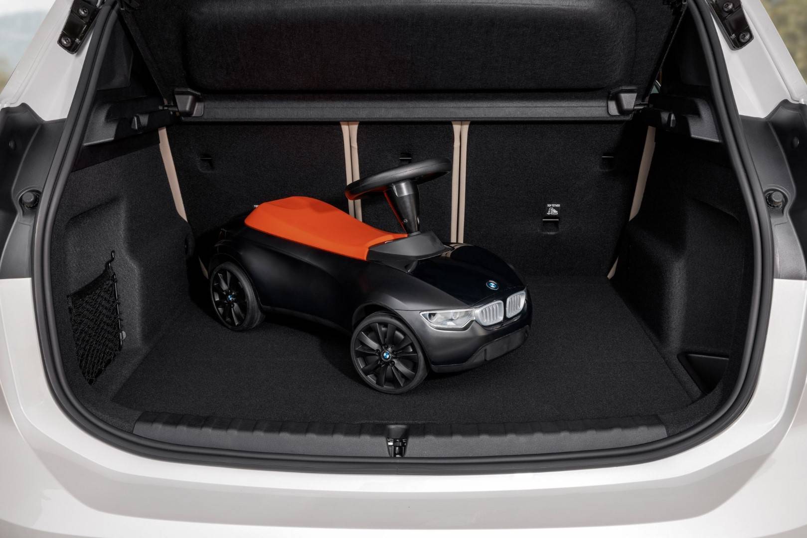 BMW-223i-Active-Tourer (12).jpg