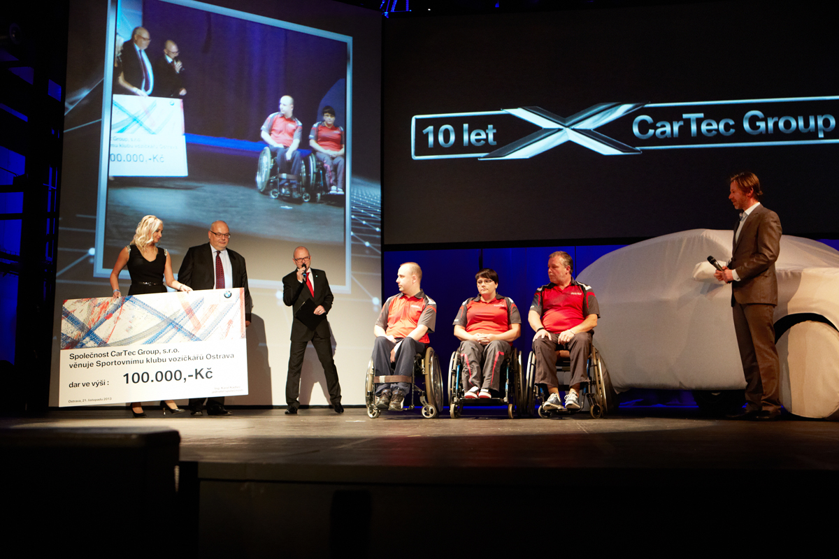 2521854012013cartecostrava10let-032