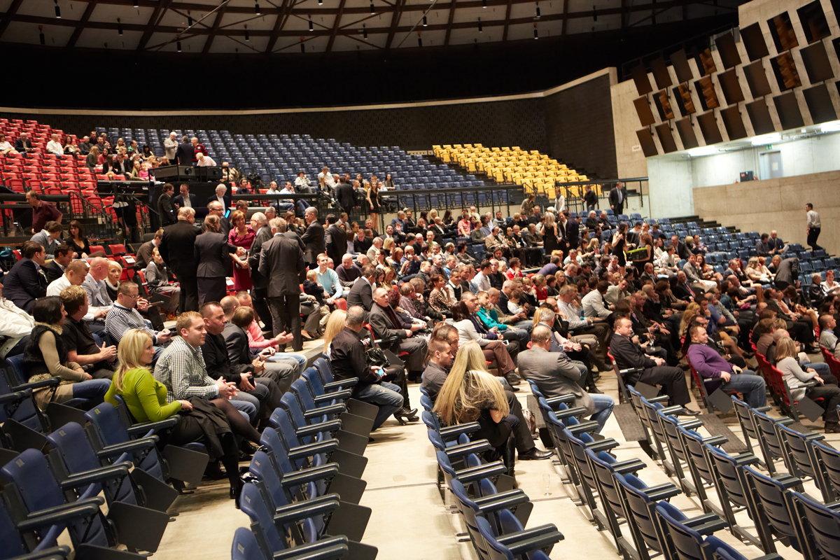 7505625282013cartecostrava10let-013