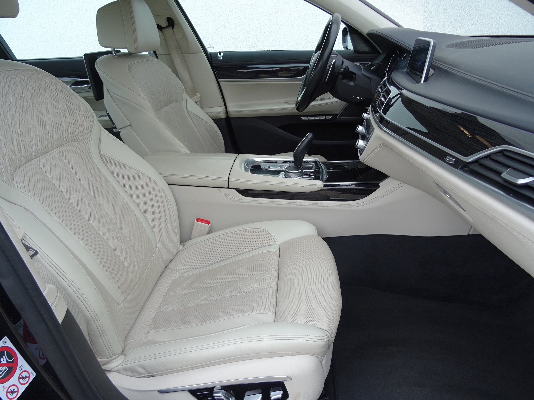 BMW 750Li xDrive