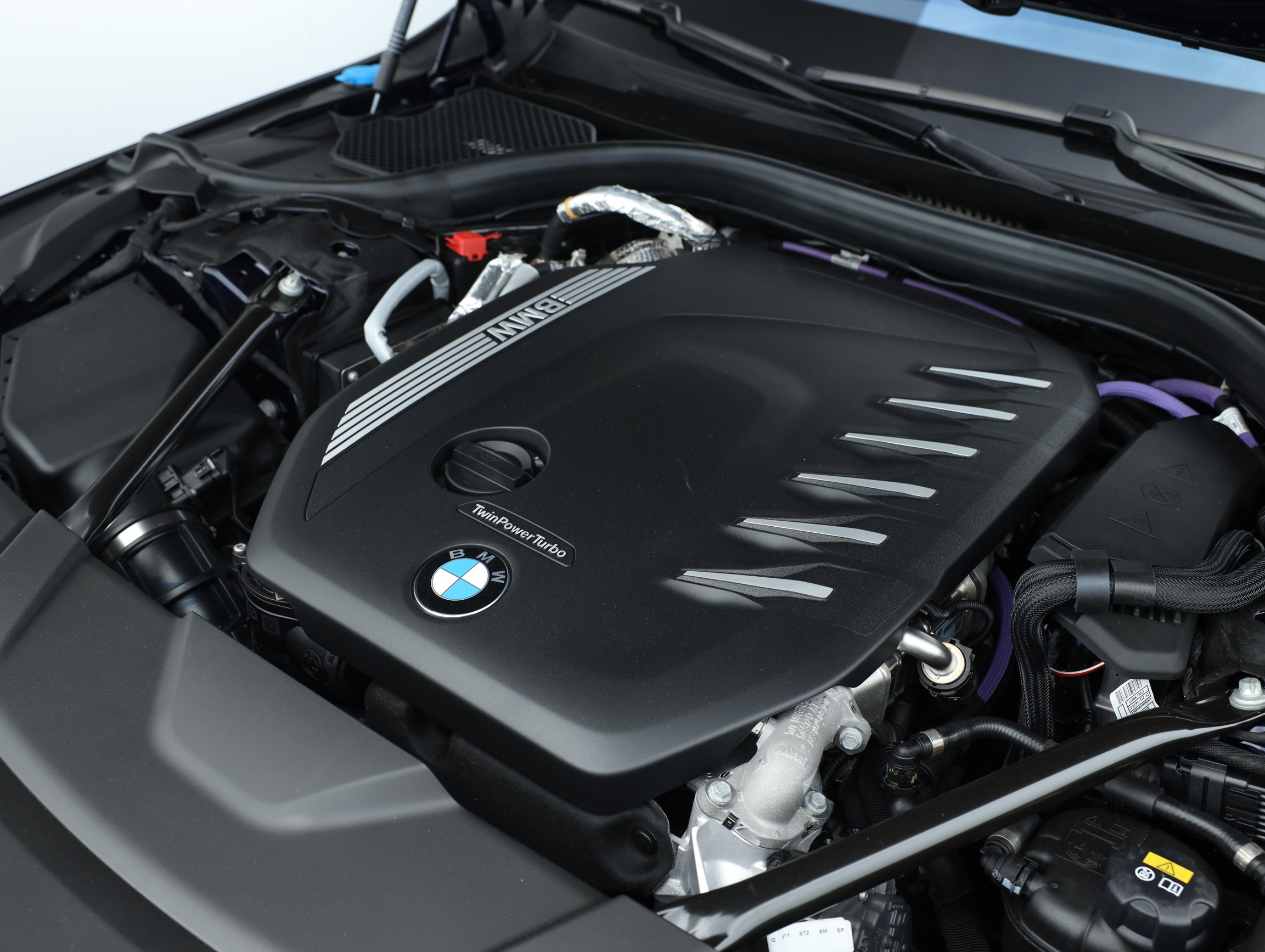 BMW 730d xDrive Sedan M Sportovní paket