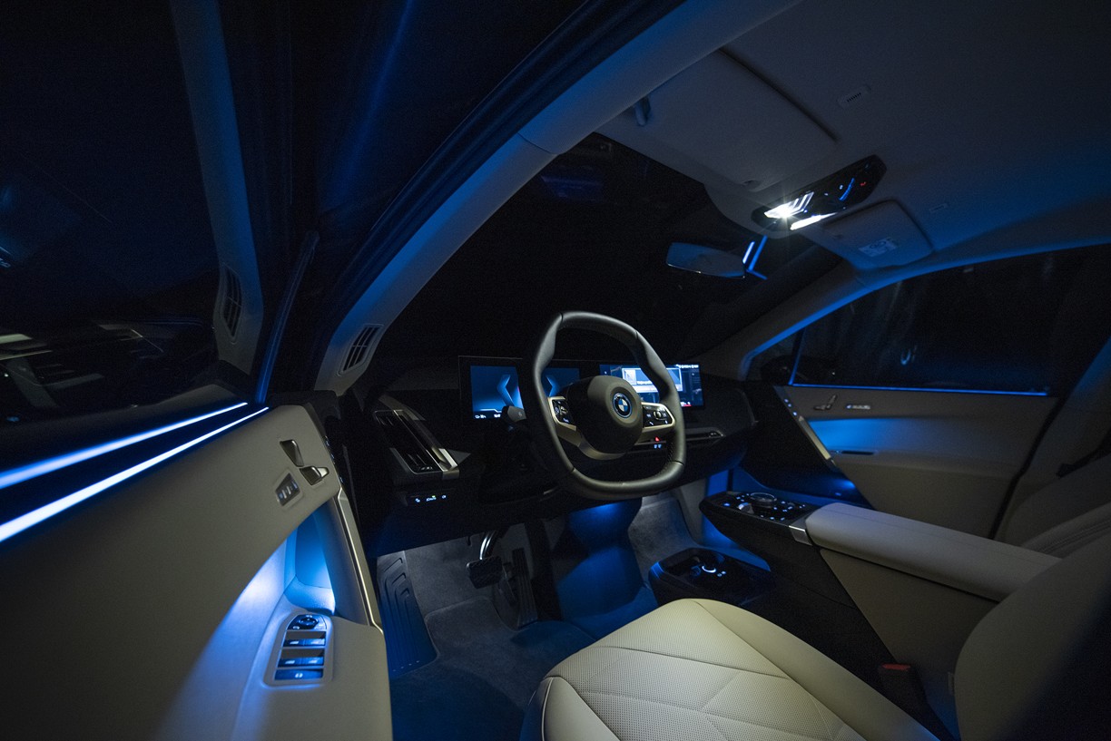 BMW iX xDrive40