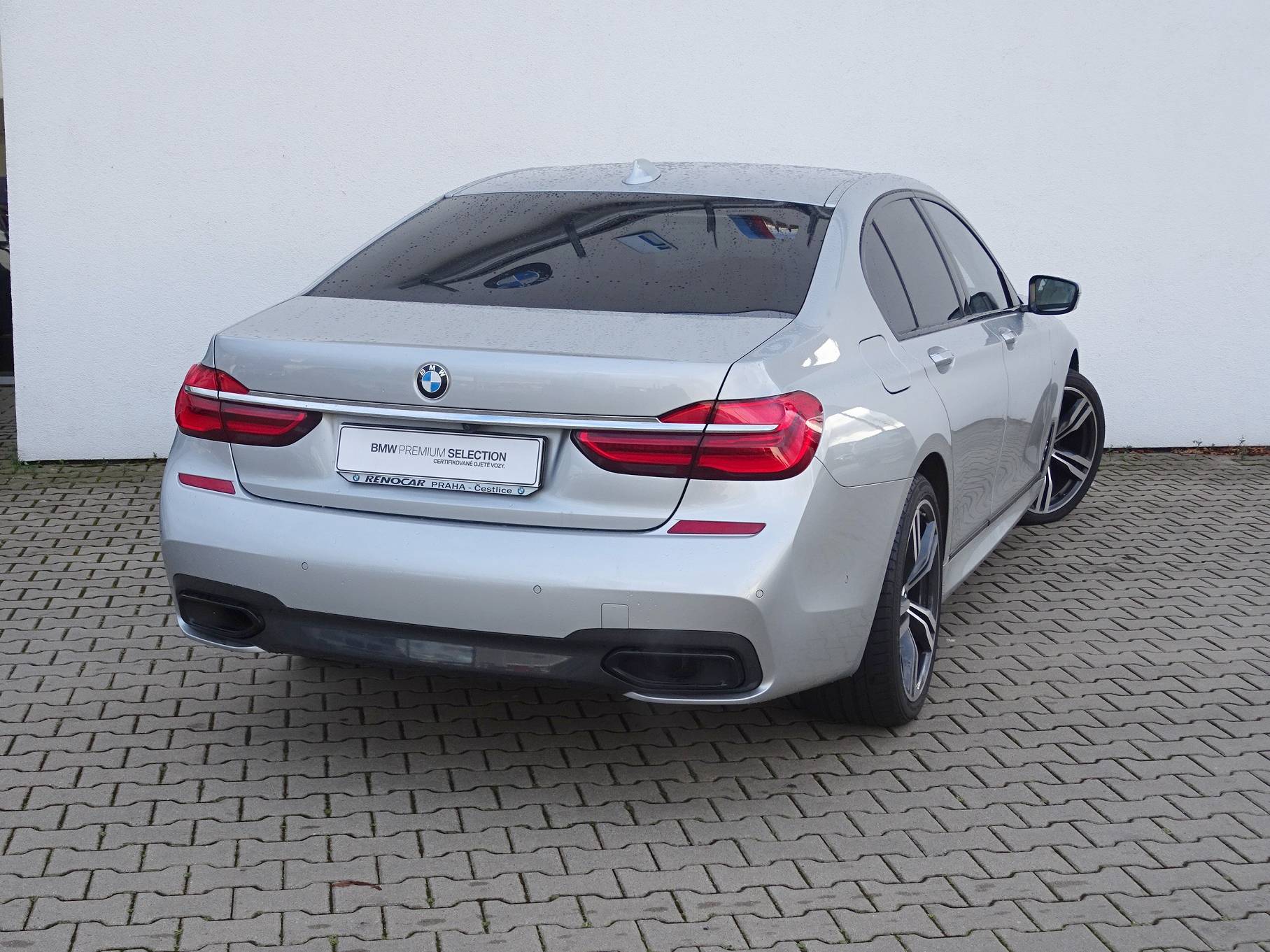 BMW 750d xDrive