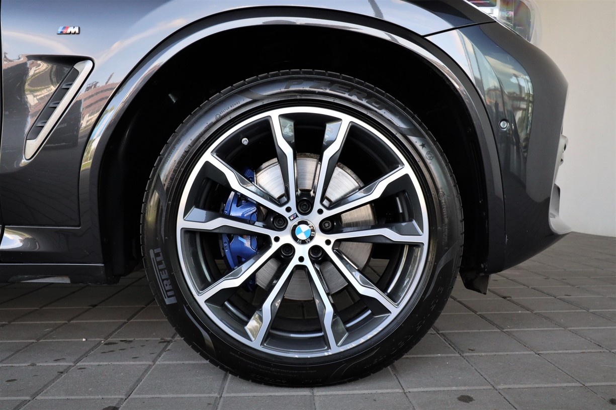 BMW X3 M40i