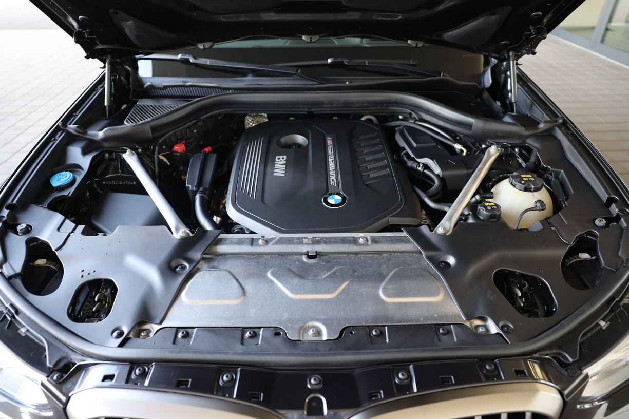 BMW X3 M40i