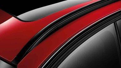 3AA. Podélné černé střešní nosníky "Slimeline" 